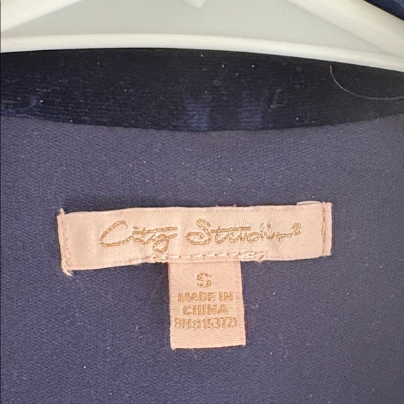 Tuxedo-Style Velvet Dress - Picture 4 of 6